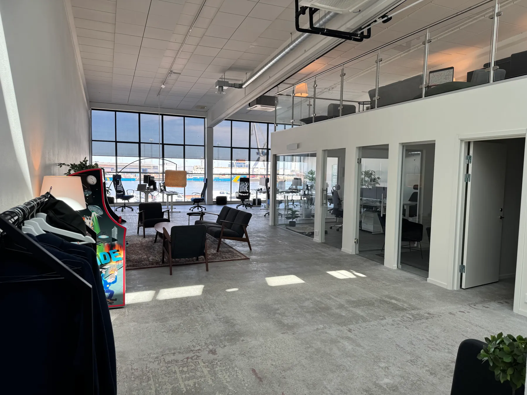 Entrance &mdash; First thing you see when you walk in.